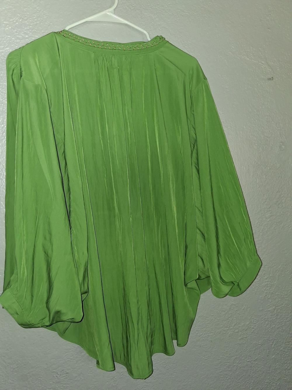 Chico's NWT Batwing 3/4 Sleeve Blouse Salted Lime 3/ 16 - Picture 6 of 7